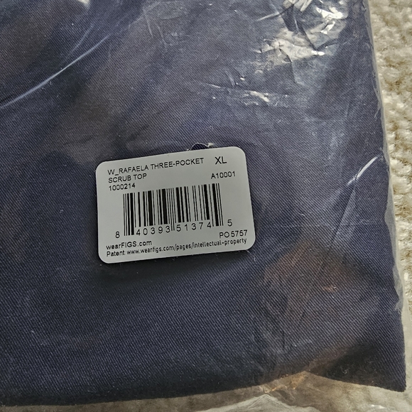 Figs Rafaela Scrub Top - Picture 3 of 3